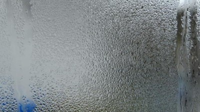 恒溫恒濕試驗(yàn)箱內(nèi)凝露現(xiàn)象是如何產(chǎn)生的？